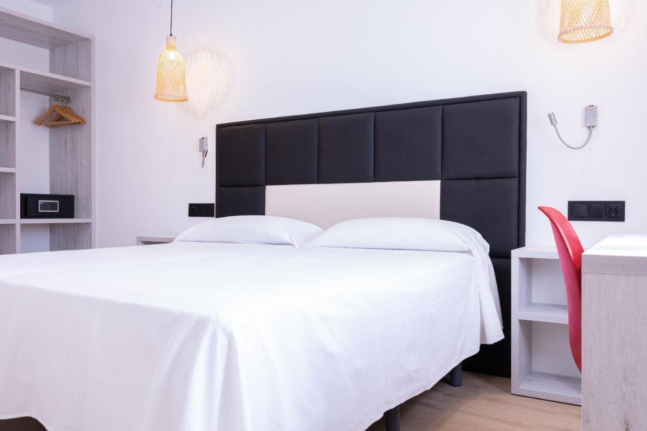 Hotel Costa Brava ロザス エクステリア 写真
